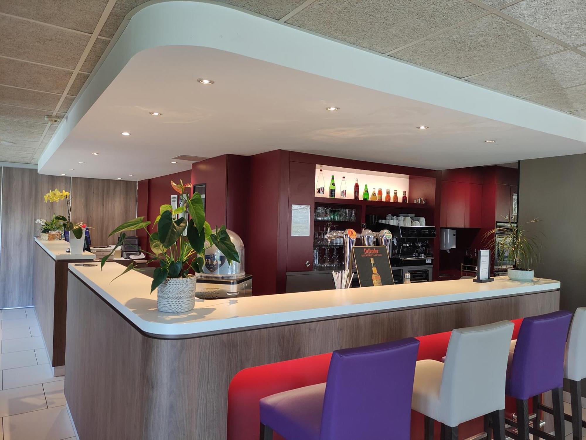 Campanile Sable-Sur-Sarthe Vion Hotel Exterior foto